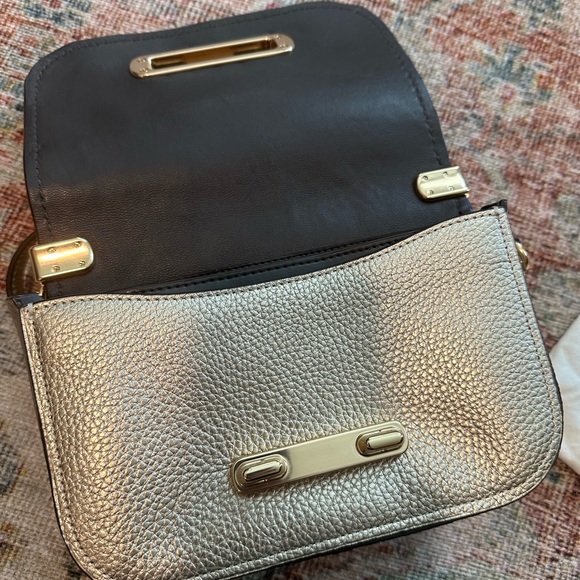 Coach Swagger 20 Shoulder Bag Style 22720 - Picture 7 of 12